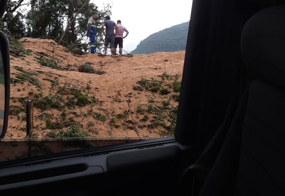Acidente na BR-277, na Serra da Esperança, deixa três mortos e vários  feridos